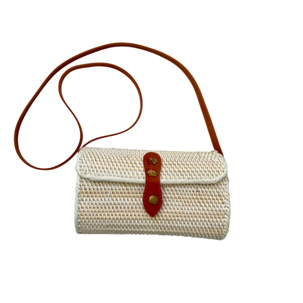 borsa_rattan_rettangolare_1.webp Borsa rattan rettangolare Julia