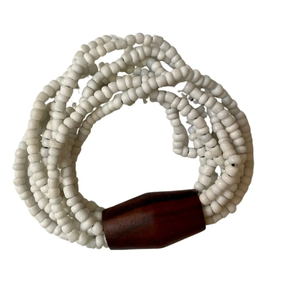 bracciale_vetro_e_legno_e_2.webp Bracciale vetro e legno, elasticizzato Laura