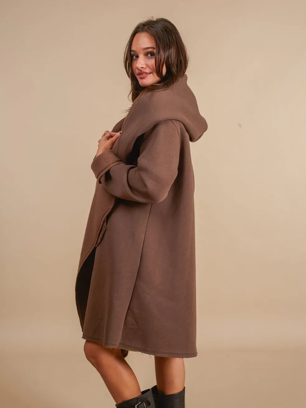 cardigan_con_cappuccio_ra_1.webp Cardigan con cappuccio Raffaella