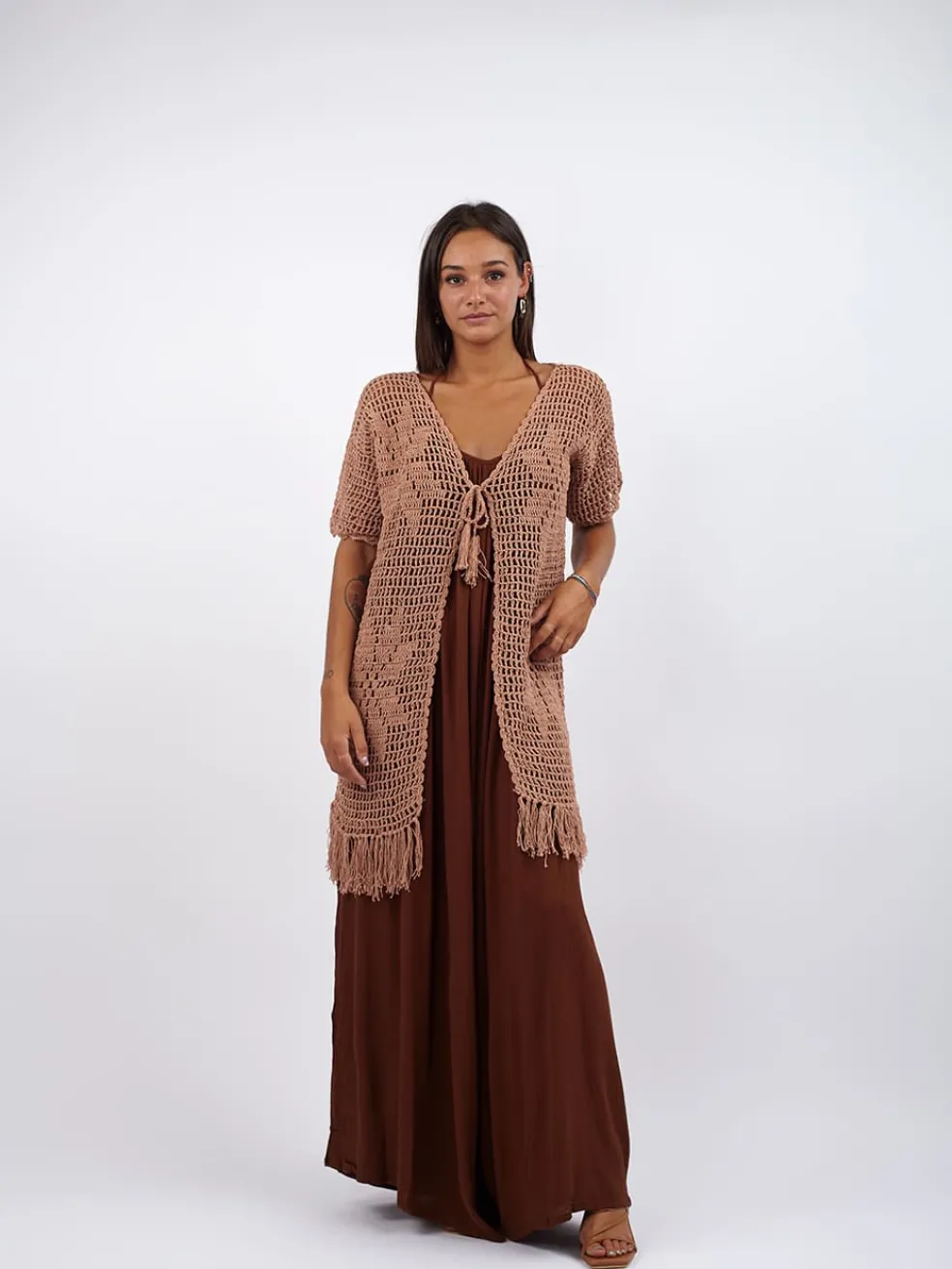 cardigan_con_frange_croch_0.webp Cardigan con frange Crochet Maria