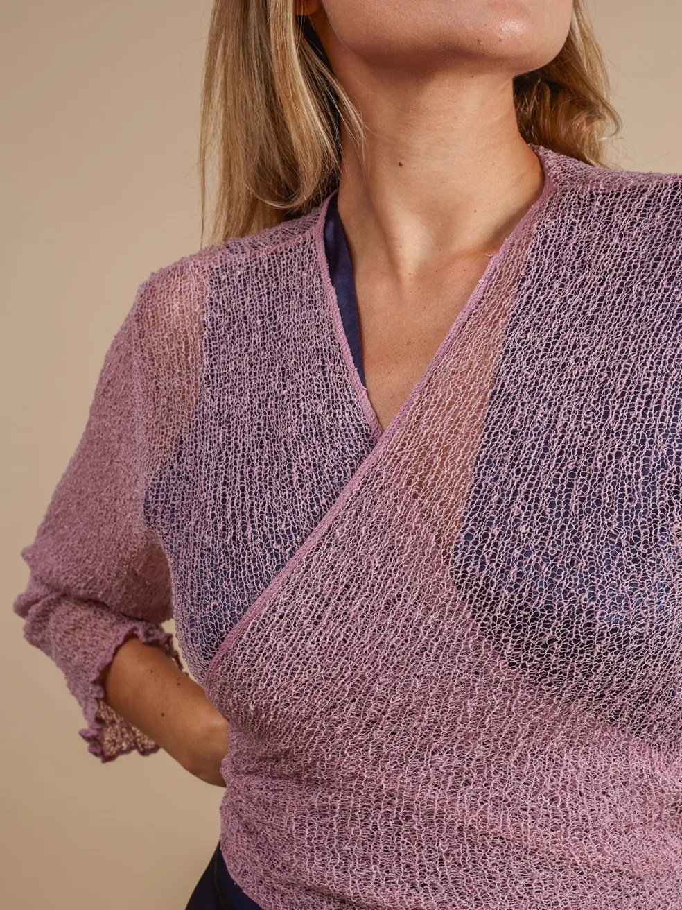 cardigan_rete_corto_copri_1.webp Cardigan rete corto coprispalle rayon Amelia
