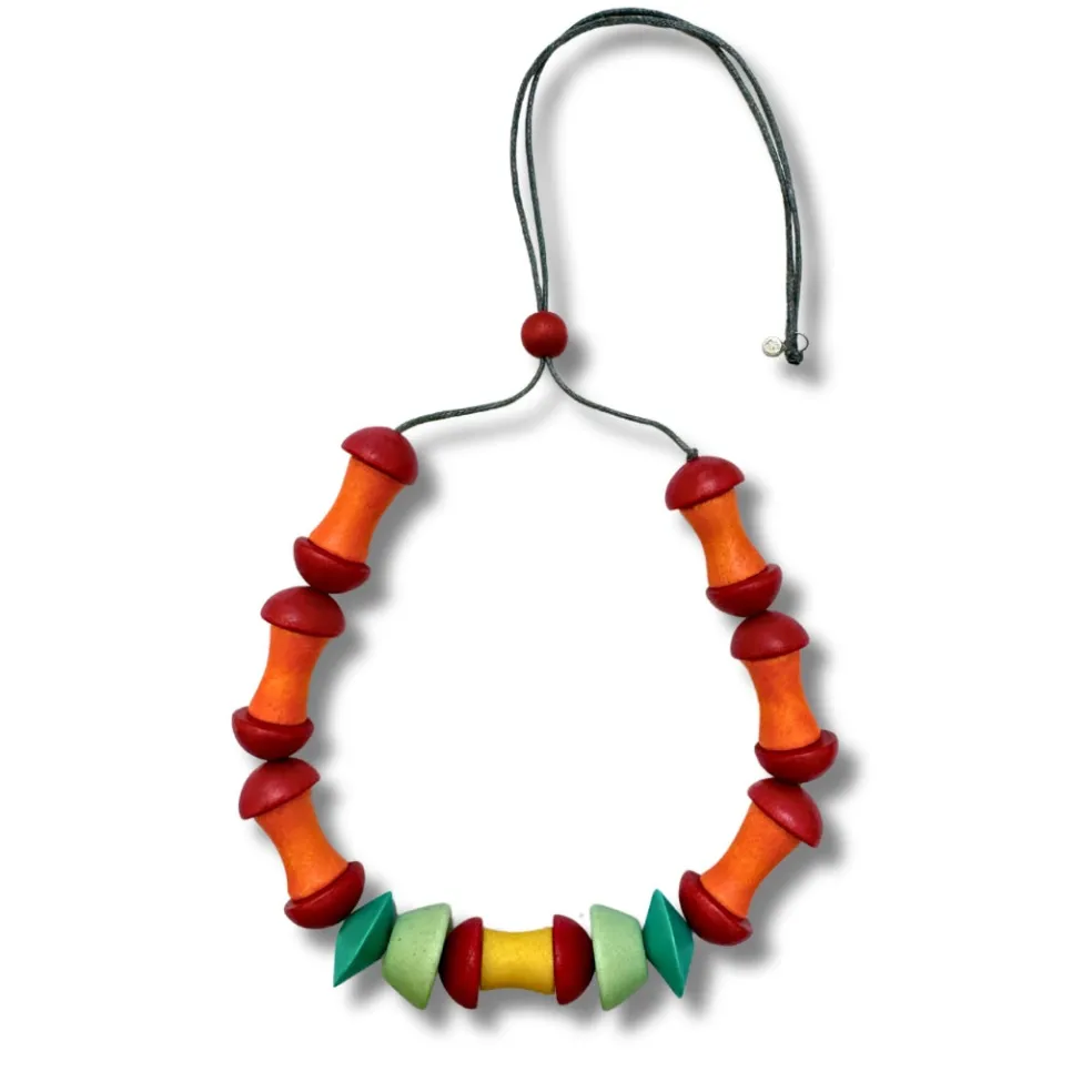 collana_arlo_legno_regola_1.webp Collana Arlo legno regolabile