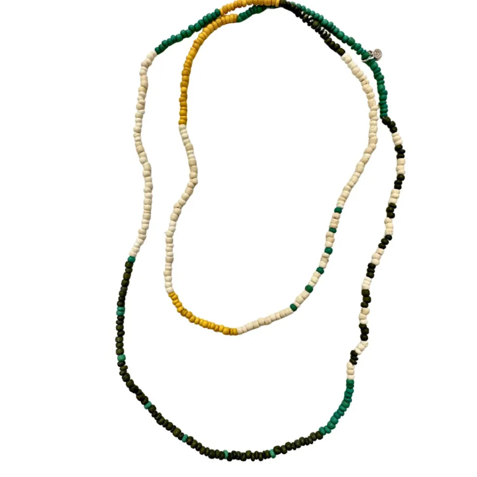 collana_lunga_colorata_le_0.webp Collana lunga, colorata, leggera Tully