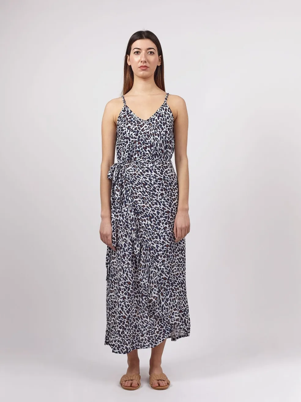 top_in_rayon_con_bretelle_5.webp Top in rayon con bretelle Mona