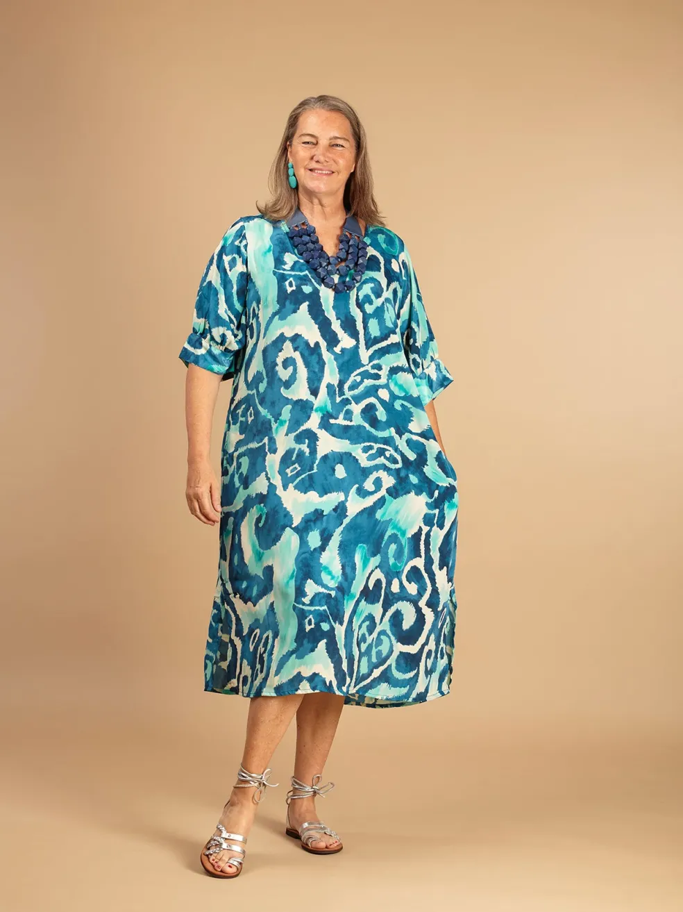 vestito_caftano_seta_livi_0.webp Vestito caftano seta Livia