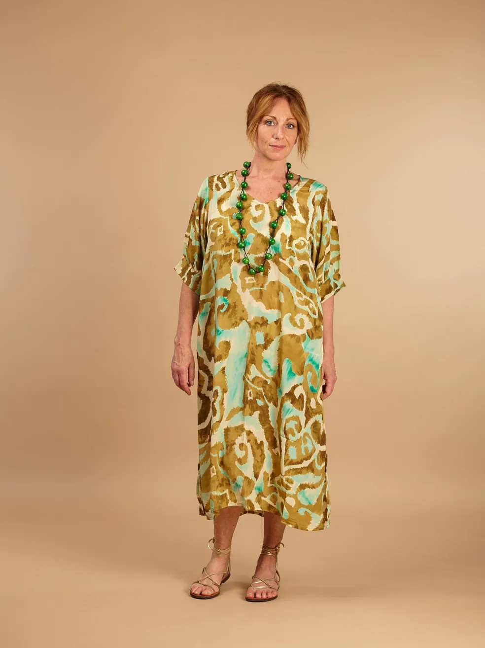 vestito_caftano_seta_livi_1.webp Vestito caftano seta Livia