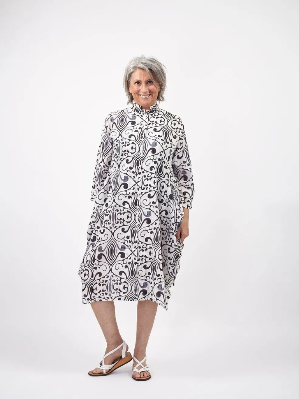 vestito_camicione_cotone__12.webp Vestito camicione cotone Jhola