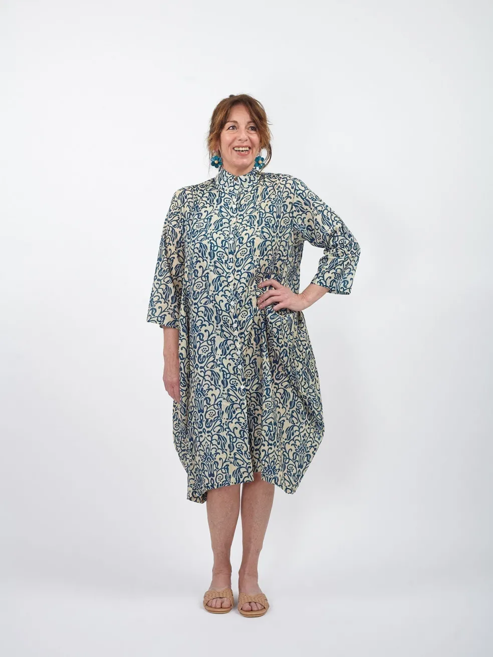 vestito_camicione_cotone__17.webp Vestito camicione cotone Jhola