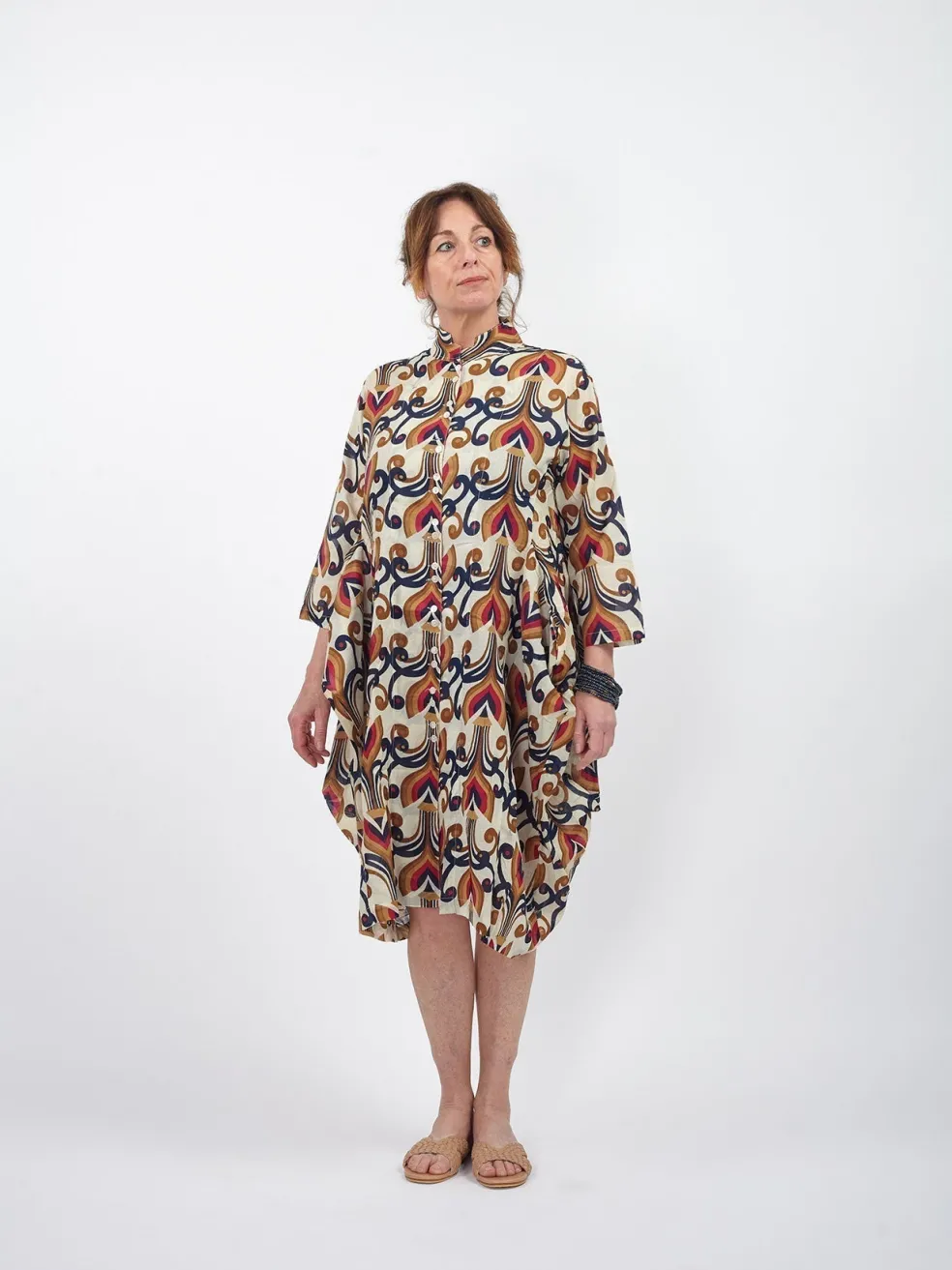 vestito_camicione_cotone__19.webp Vestito camicione cotone Jhola