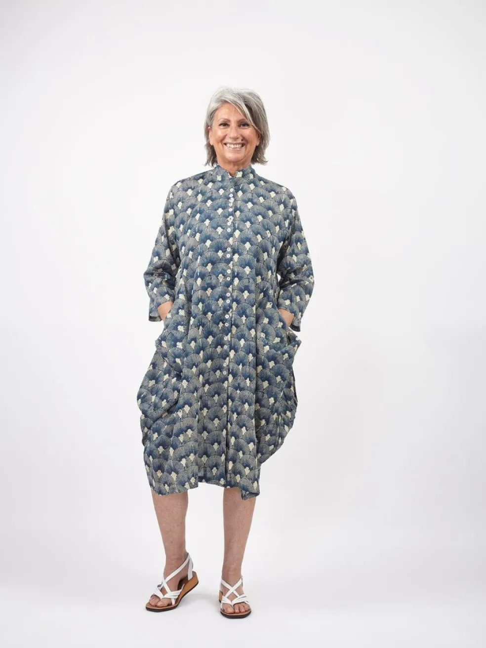 vestito_camicione_cotone__9.webp Vestito camicione cotone Jhola