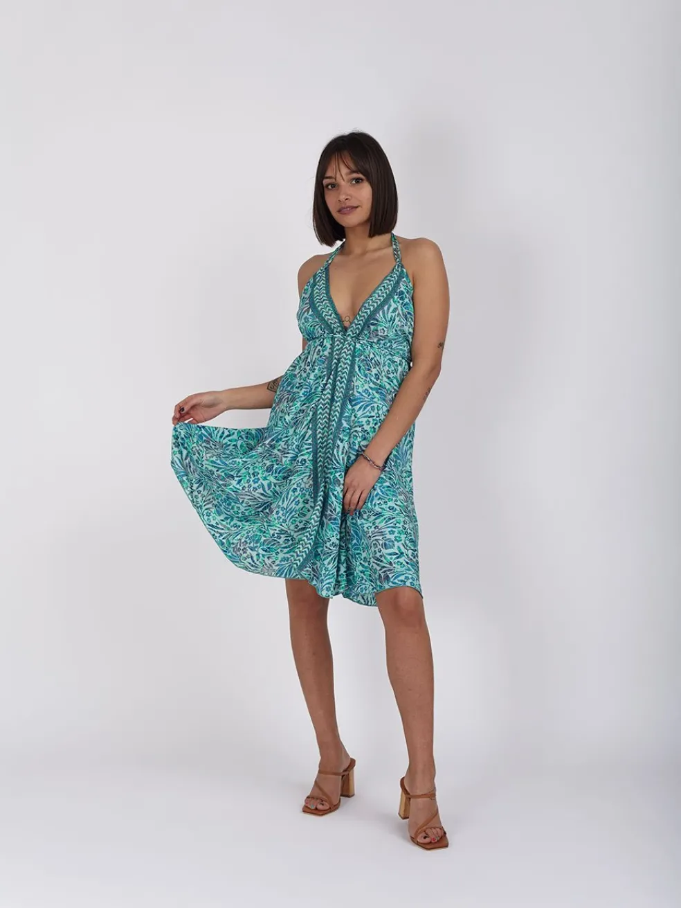 vestito_corto_seta_open_b_1.webp Vestito corto seta open back Nina