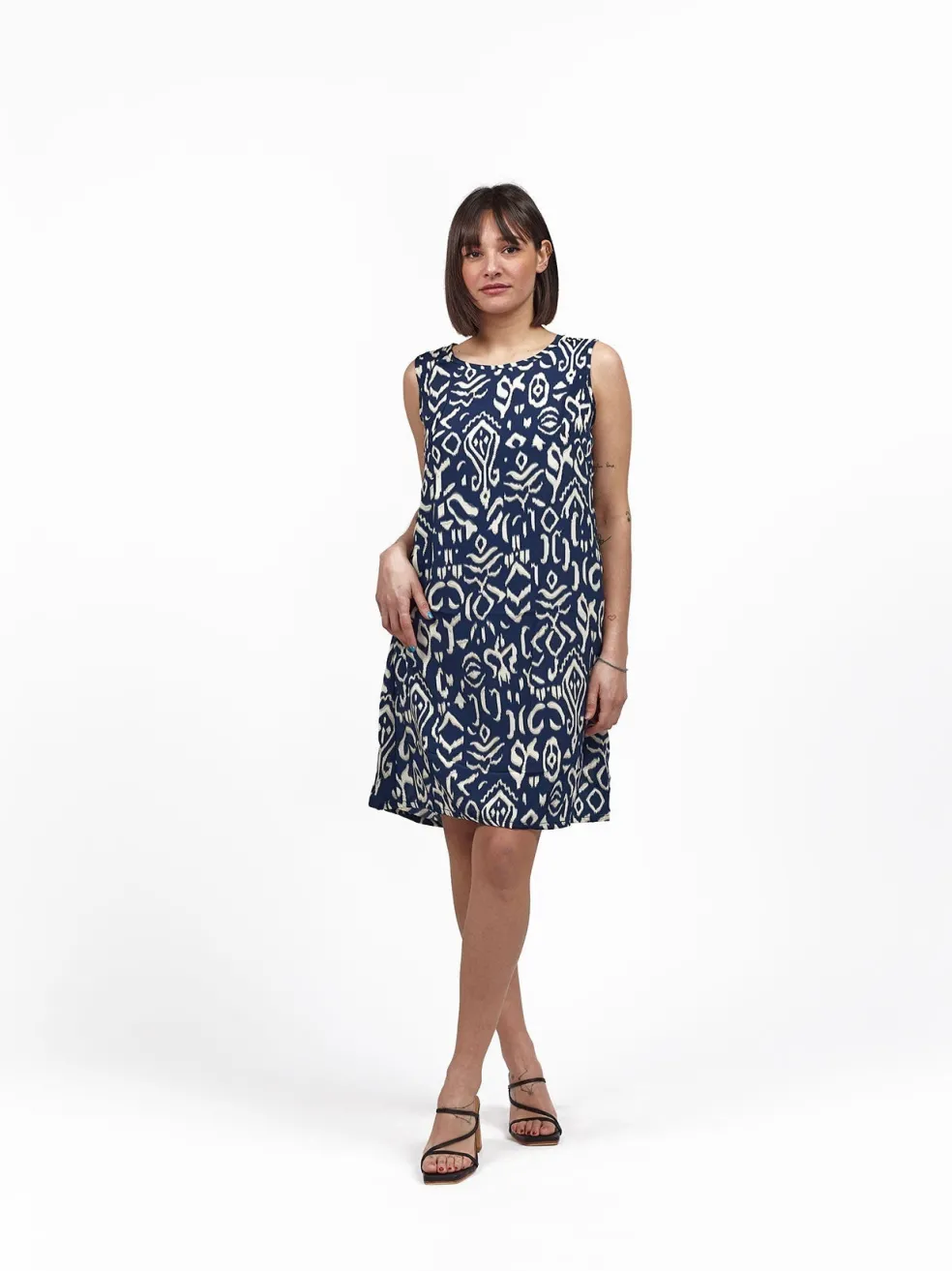 vestito_corto_smanicato_i_5.webp Vestito corto smanicato in seta Alice