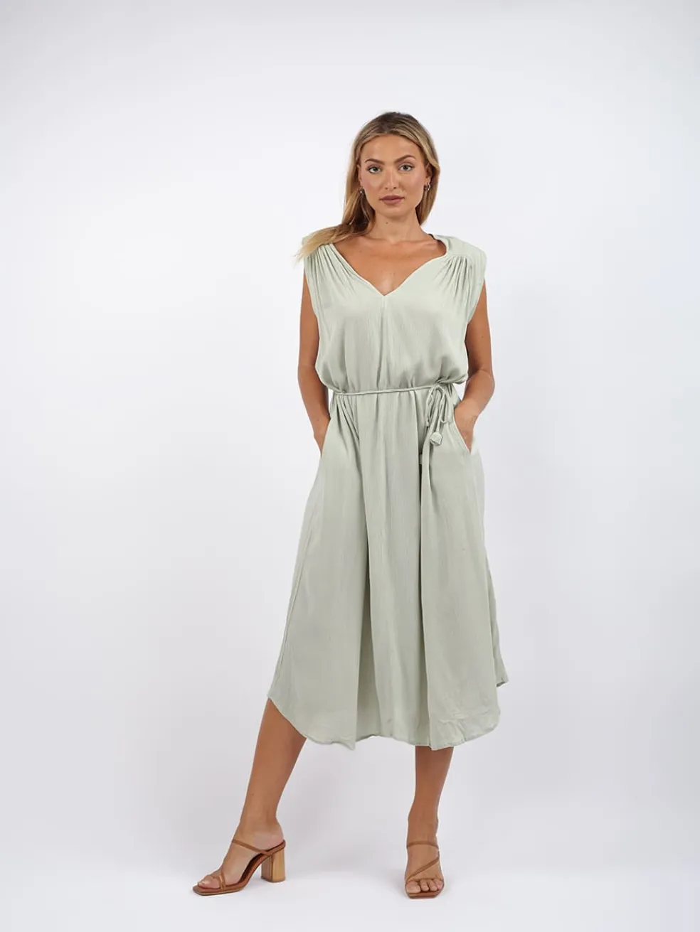 vestito_daphne_1.webp Vestito Daphne