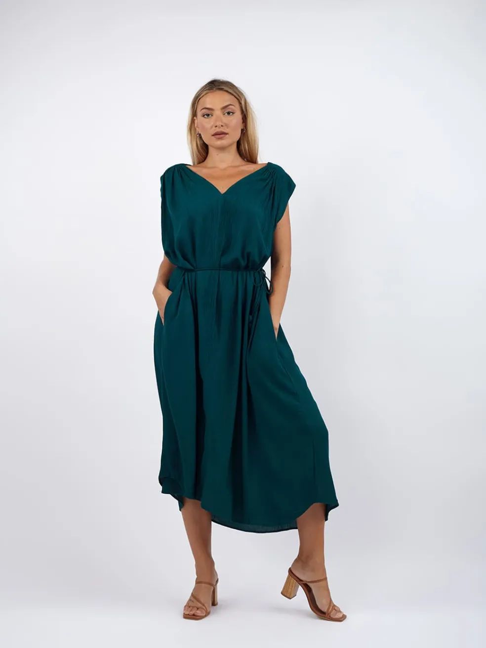 vestito_daphne_2.webp Vestito Daphne