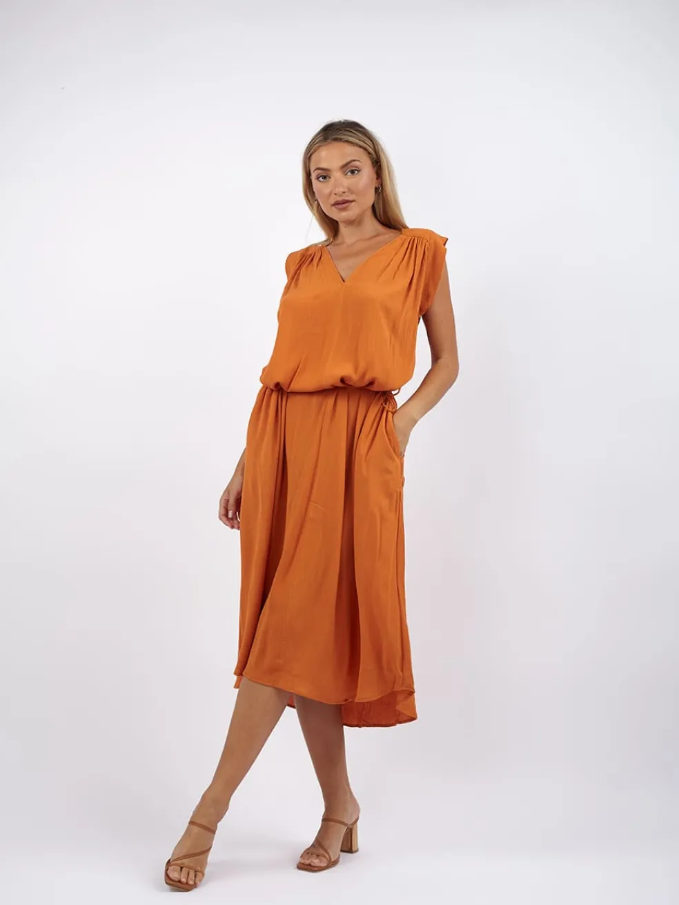 vestito_daphne_3.webp Vestito Daphne