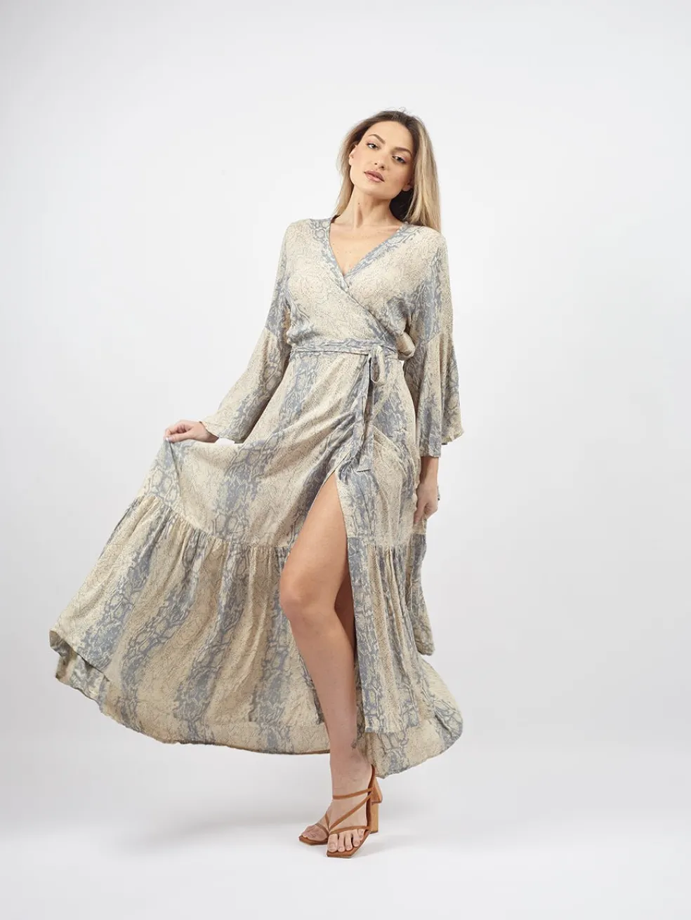 vestito_kimono_megan_wrap_5.webp Vestito Kimono Megan Wrap