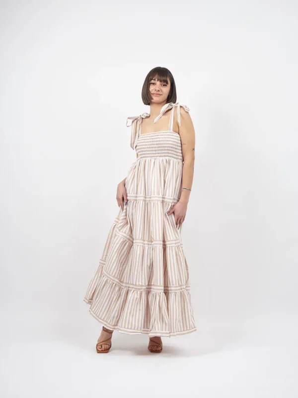 Vestito lungo a balze con fantasia a righe Kelly