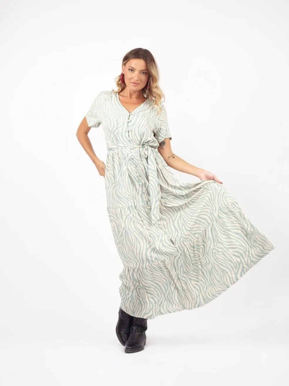 vestito_lungo_chemisier_c_1.webp Vestito lungo chemisier con cintura Emma