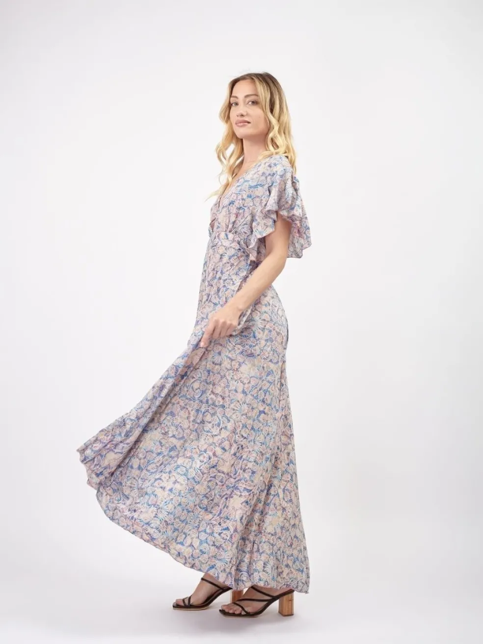 vestito_lungo_elegante_se_0-1.webp Vestito lungo elegante seta Lindy