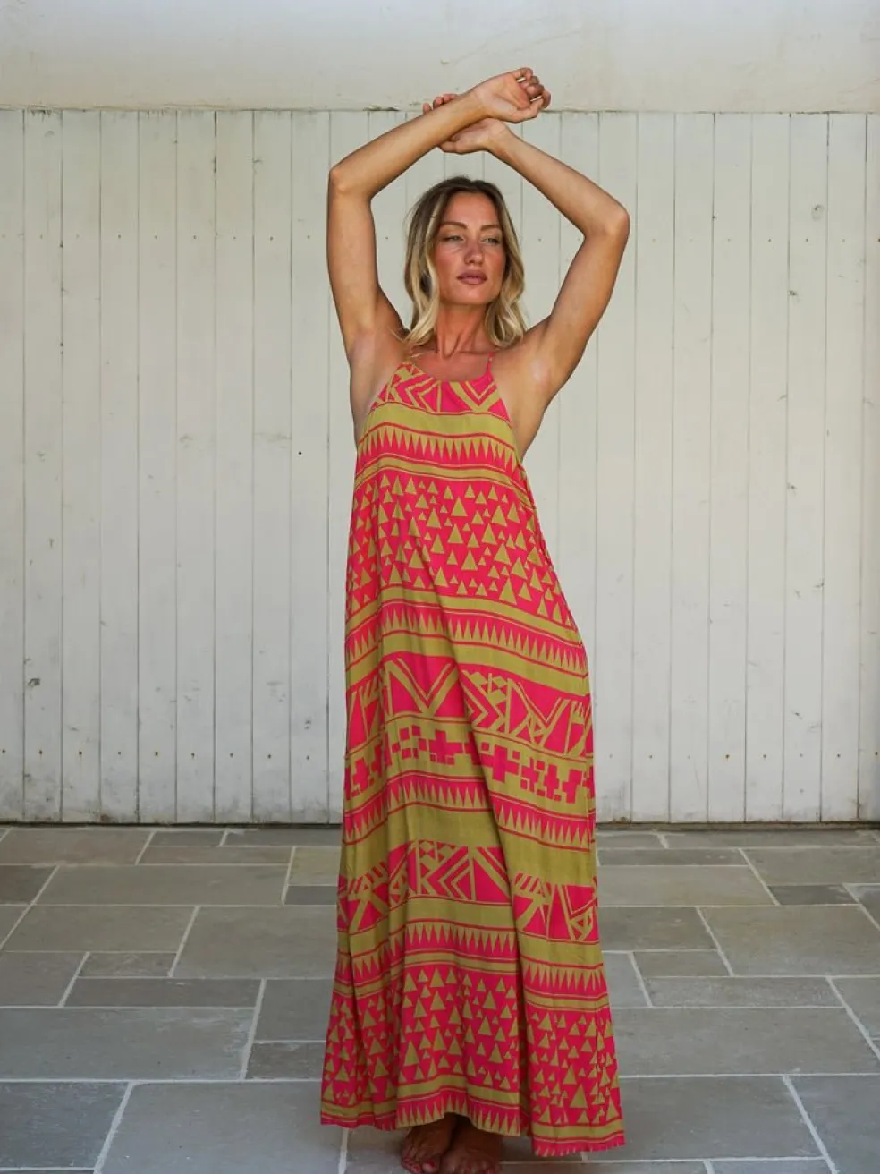 vestito_lungo_rayon_scoll_1.webp Vestito lungo rayon scollo halter quadrato Sveva