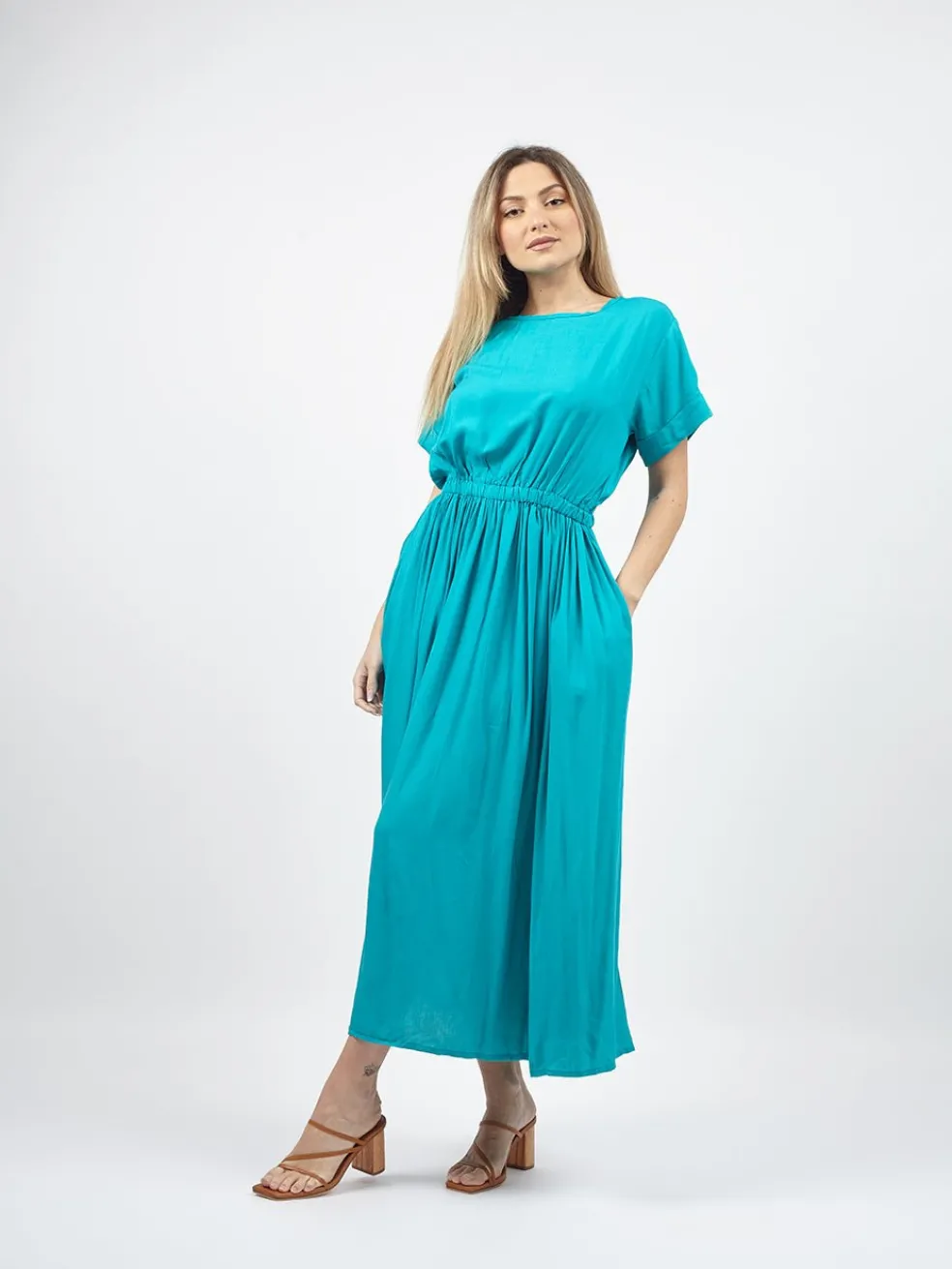 vestito_lungo_tinta_unita_1.webp Vestito lungo tinta unita Ellinor