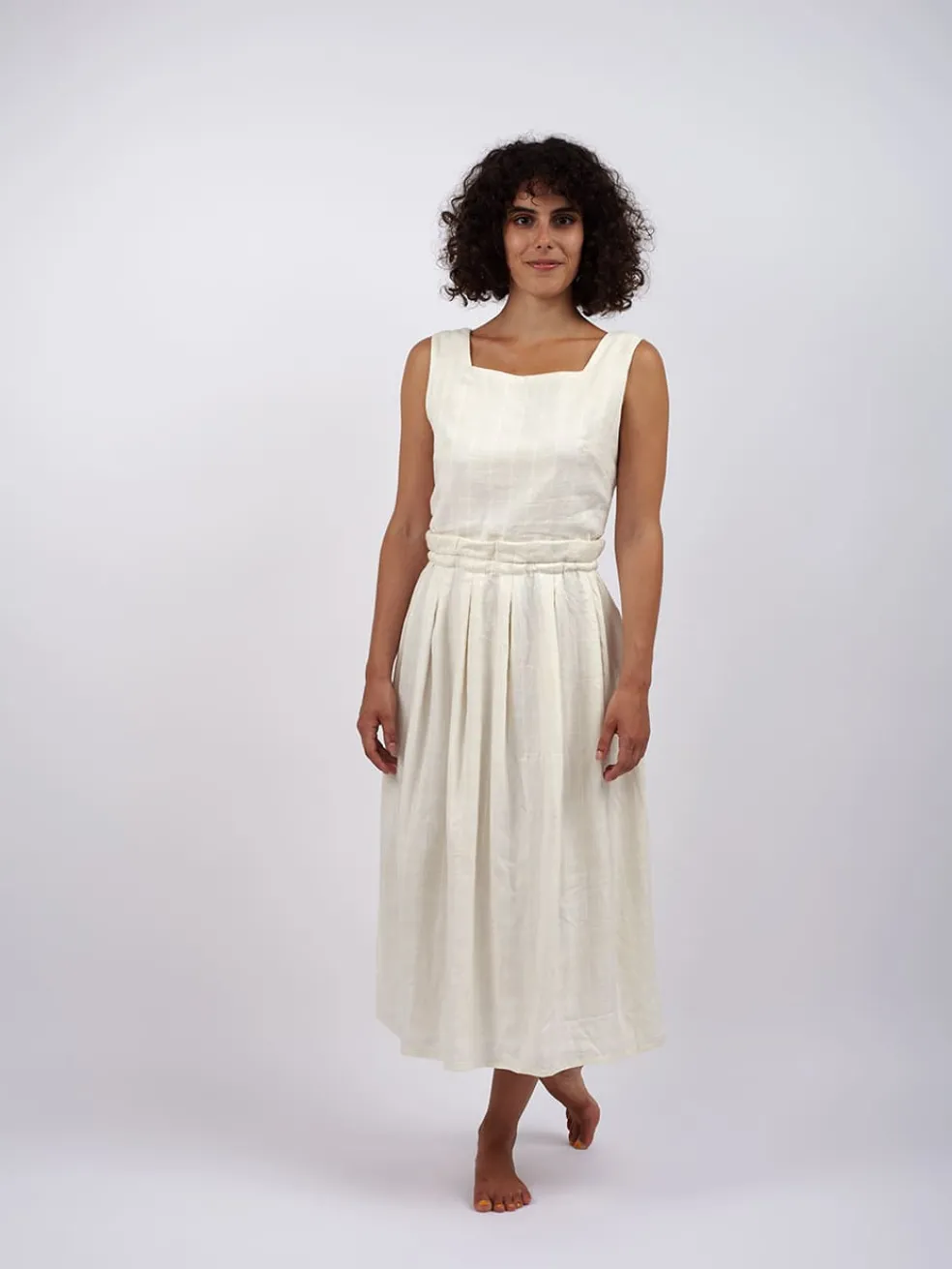 vestito_midi_cotone_bhanw_0.webp Vestito midi cotone Bhanwari