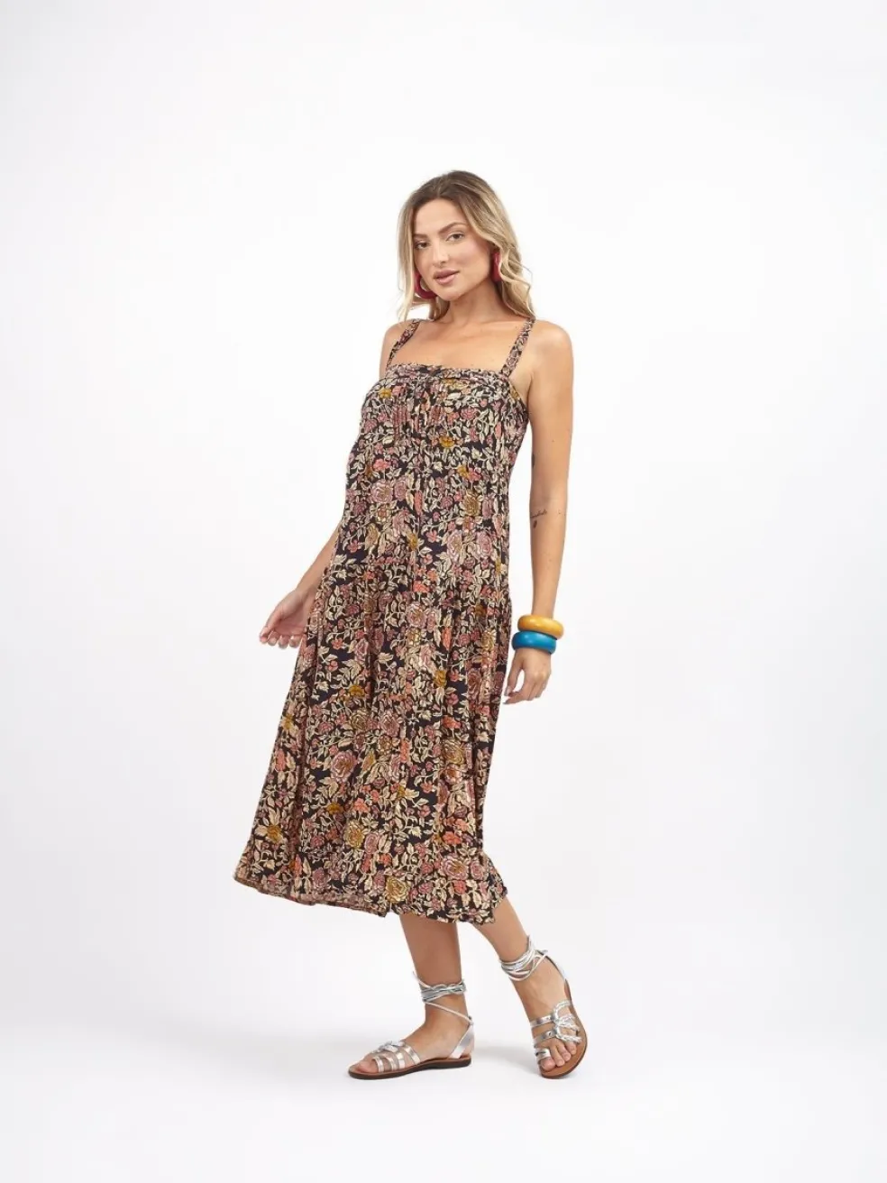 vestito_midi_rayon_con_bo_2.webp Vestito midi rayon con bottoni Dina
