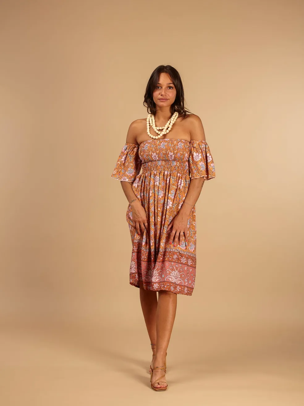 vestito_midi_rayon_fabian_1.webp Vestito midi rayon Fabiana