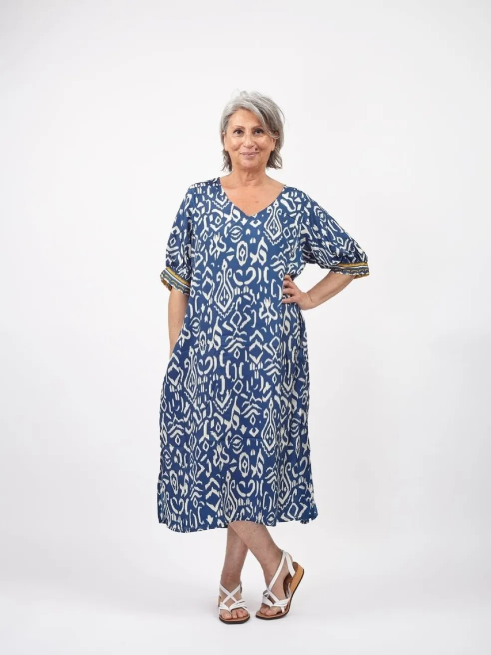 vestito_midi_seta_manica__1.webp Vestito midi seta manica corta Zahra