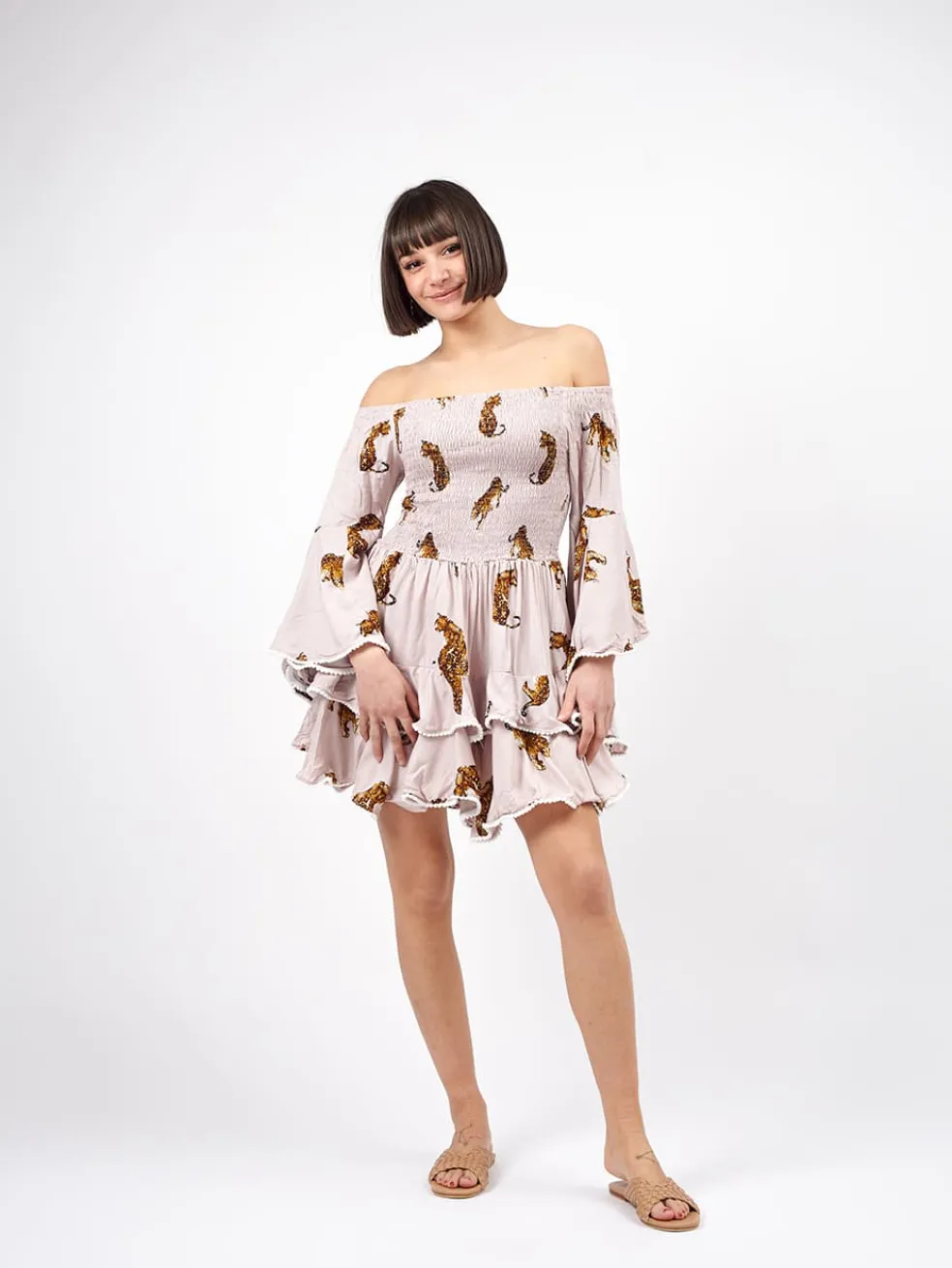 vestito_rayon_corto_con_b_7.webp Vestito rayon corto con balze Monique
