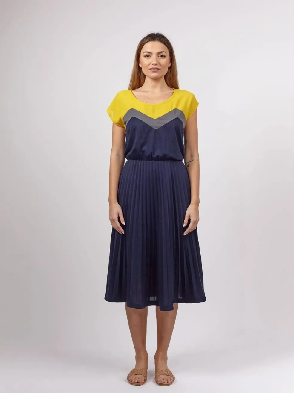 vestito_samaria_4.webp Vestito Samaria