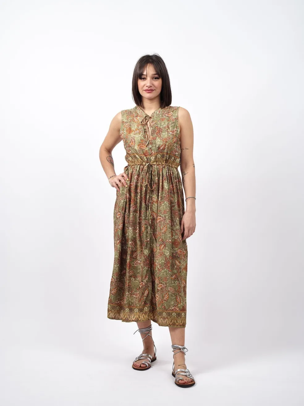 vestito_scamiciato_midi_s_2.webp Vestito scamiciato midi stile impero Lily